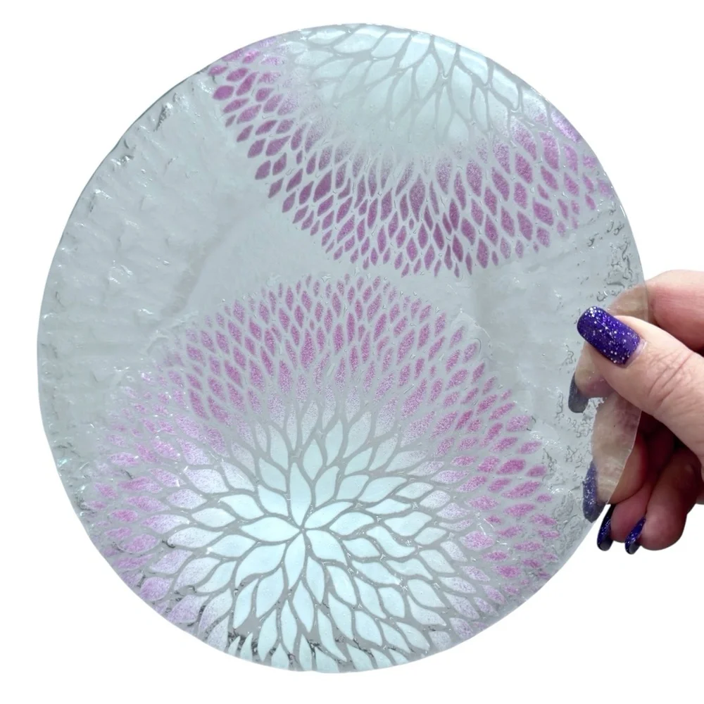 SET OF 8 SYDENSTRICKER CAPE COD PINK & WHITE CHRYSANTHEMUM FUSED GLASS PLATES